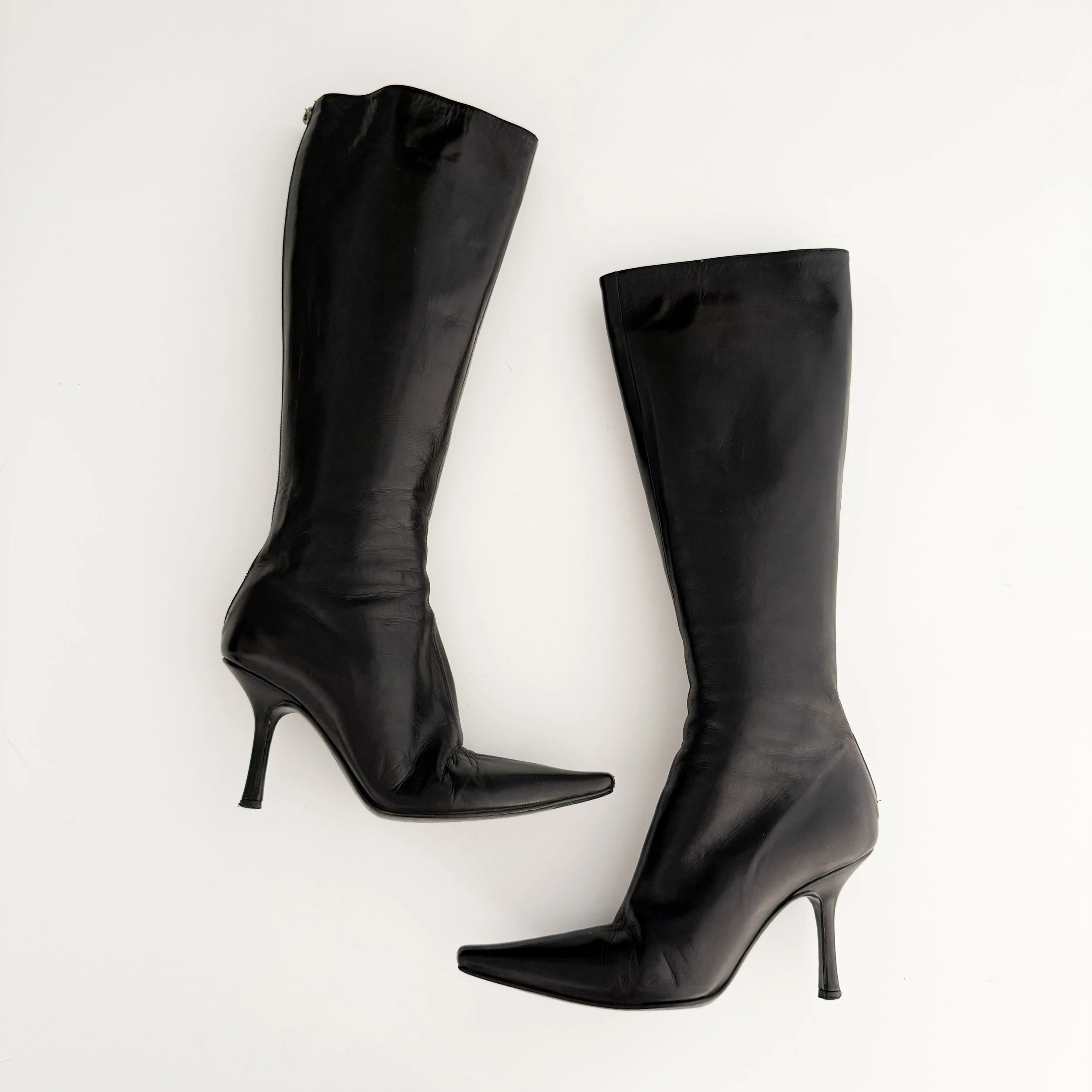 Valentino Garavani Pearlescent Flower Leather Sandal Heels (IT 36